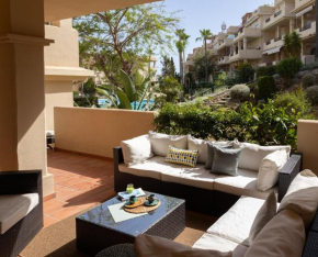 Luxury 2-BR by Beach & Golf - Toscana Hills Marbella